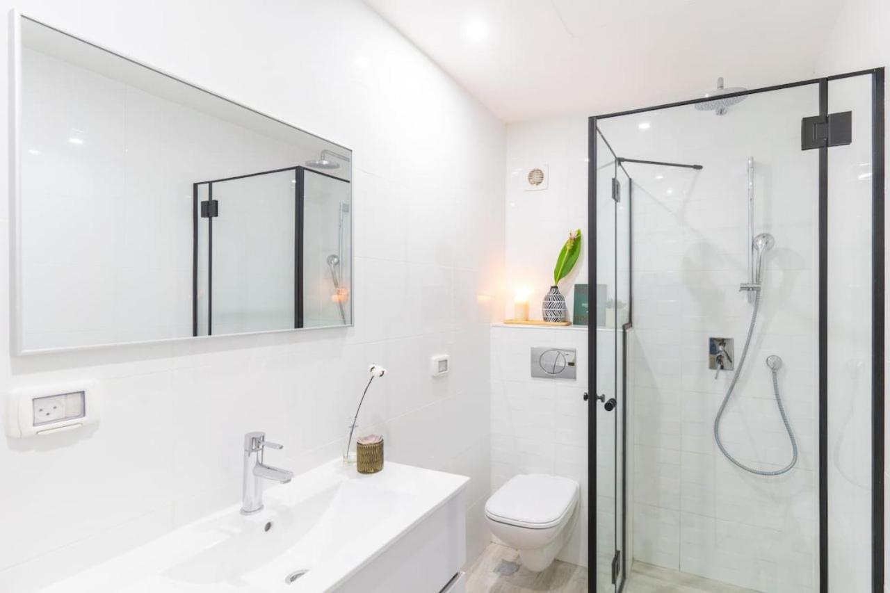 Tranquil Stay Near The Beach By Sea N' Rent Nahariya Exterior foto